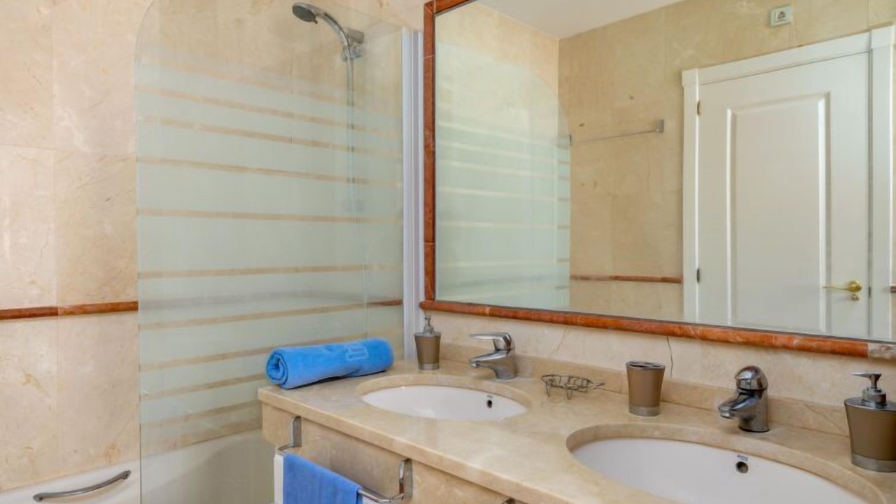 Photo of Bathroom in Atalaya-Isdabe