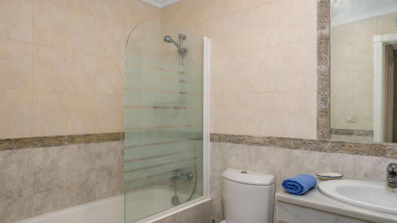Photo of Bathroom in Atalaya-Isdabe