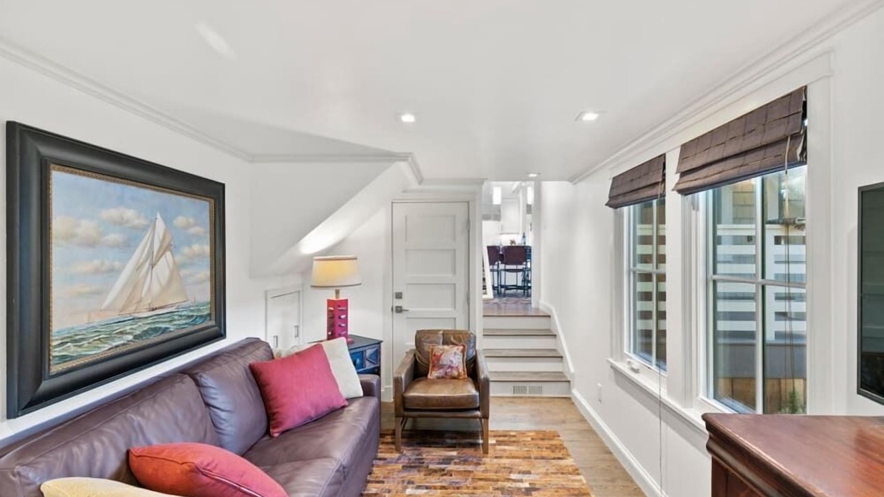 Photo of Livingroom in Northeast Carmel
