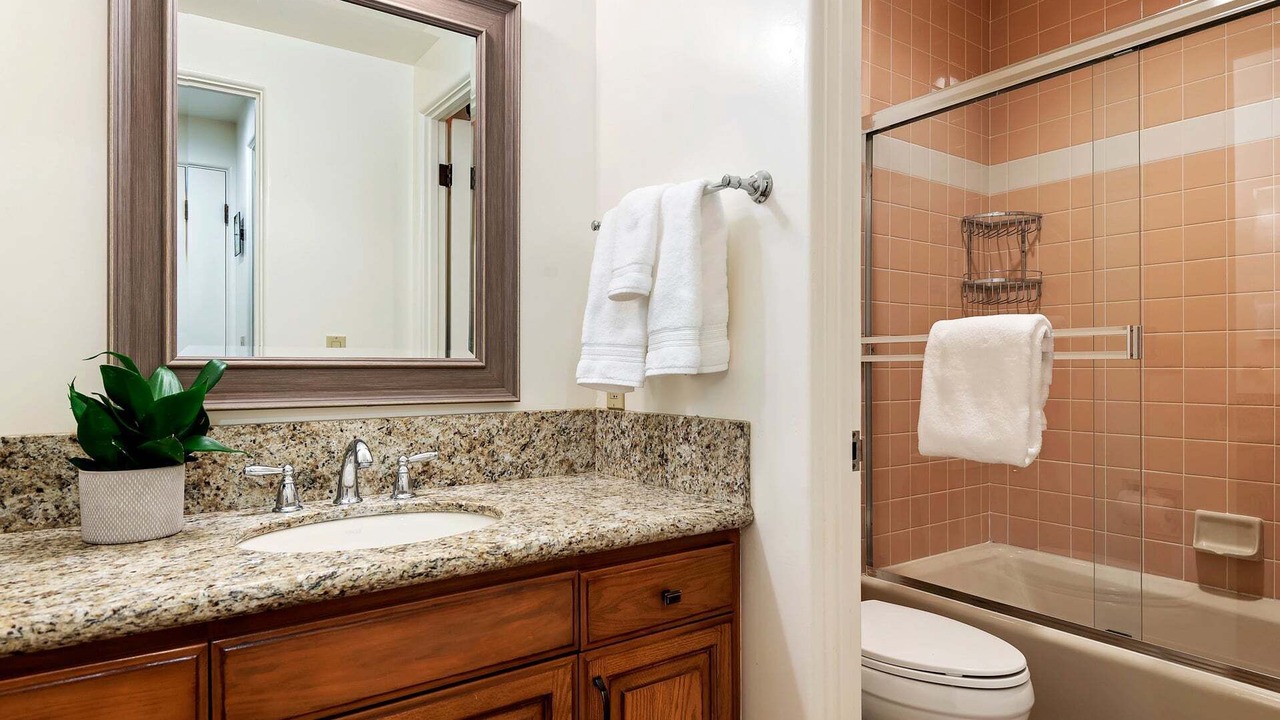 Photo of Bathroom in Laguna