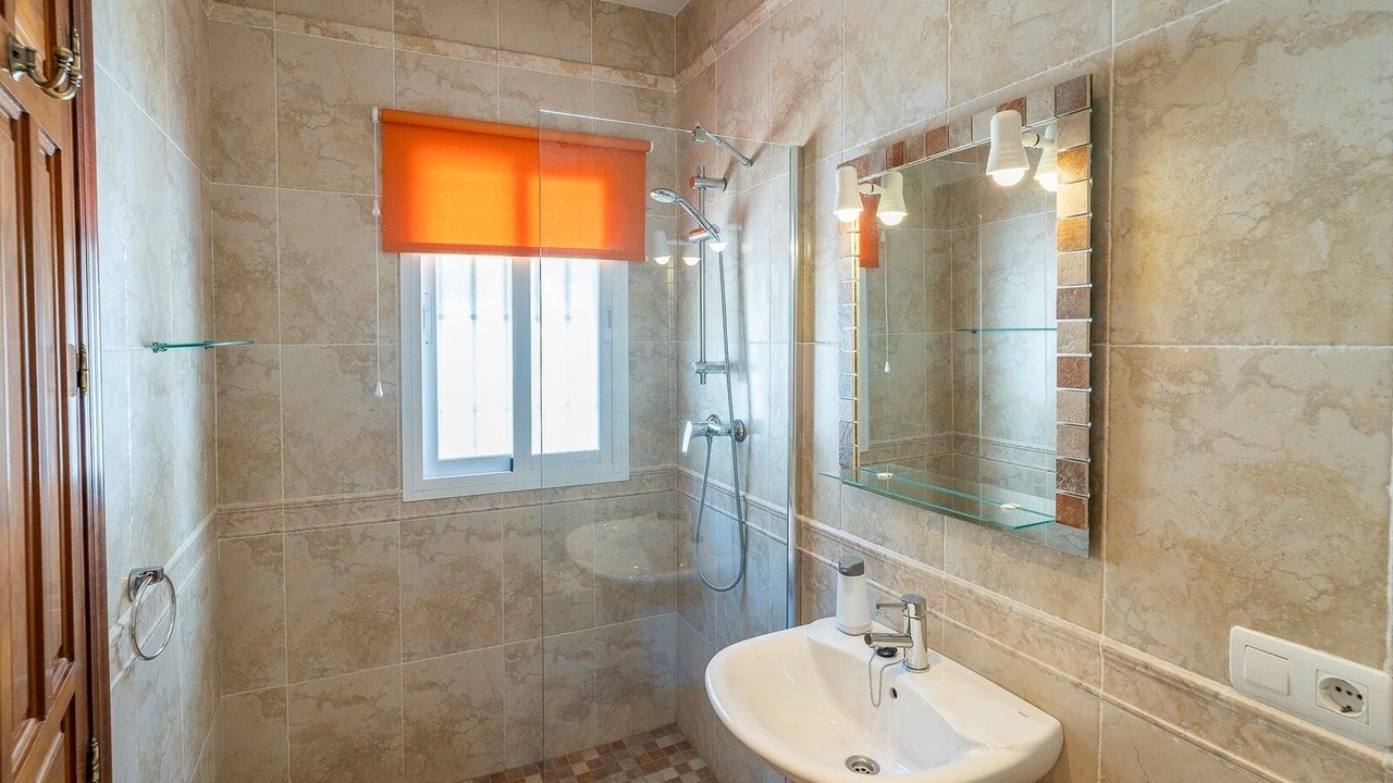 Photo of Bathroom in Vinuela