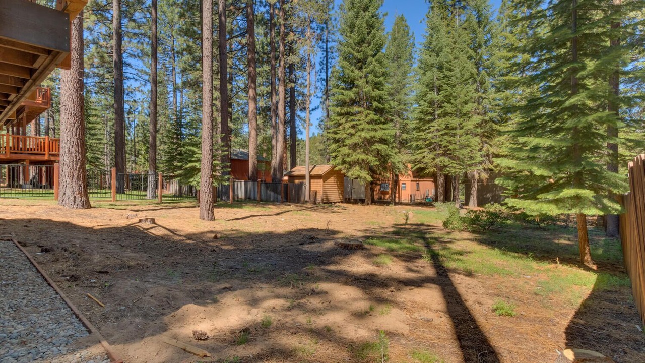 Photo of Others in Pioneer Trail