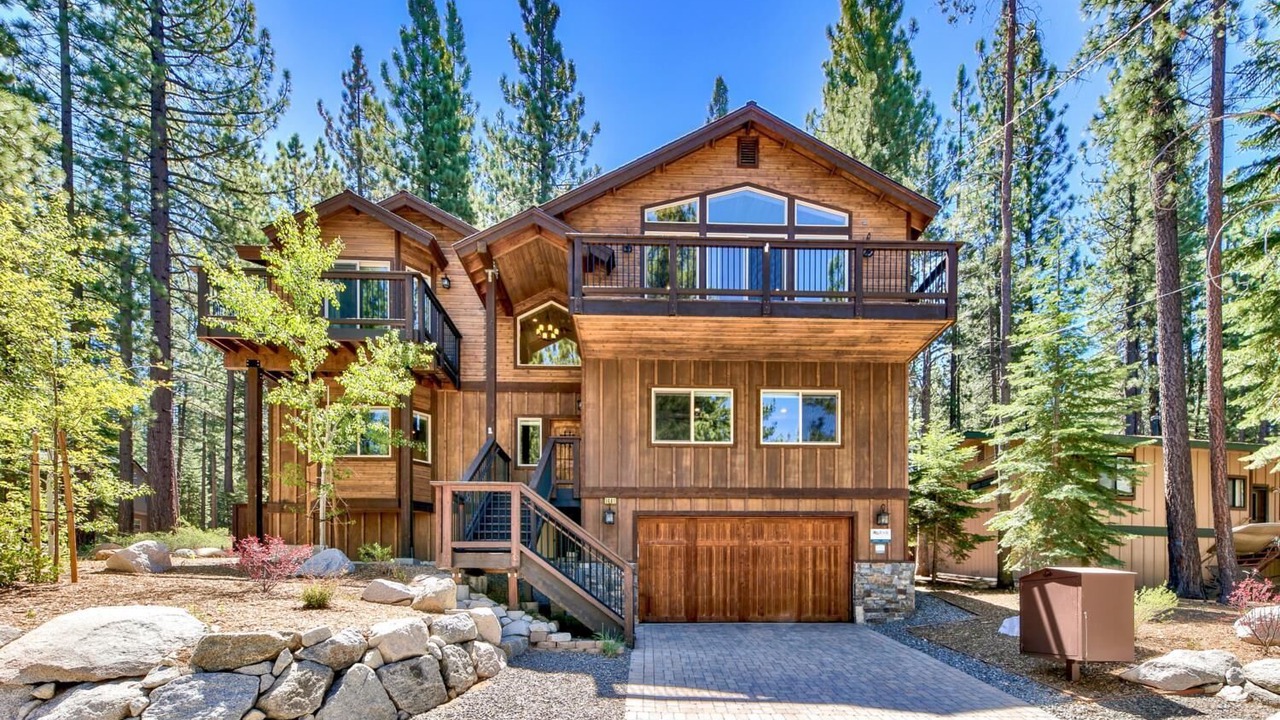 Photo of Outdoor in Country Club Estates