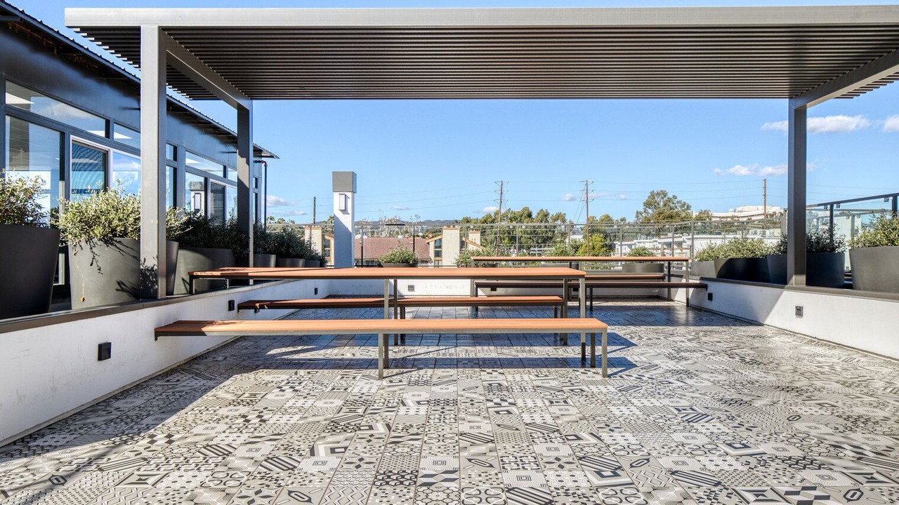 Photo of Outdoor in Sawtelle