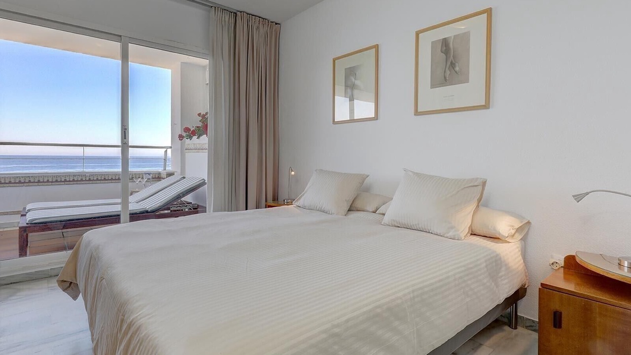 Photo of Bedroom in New Golden Mile