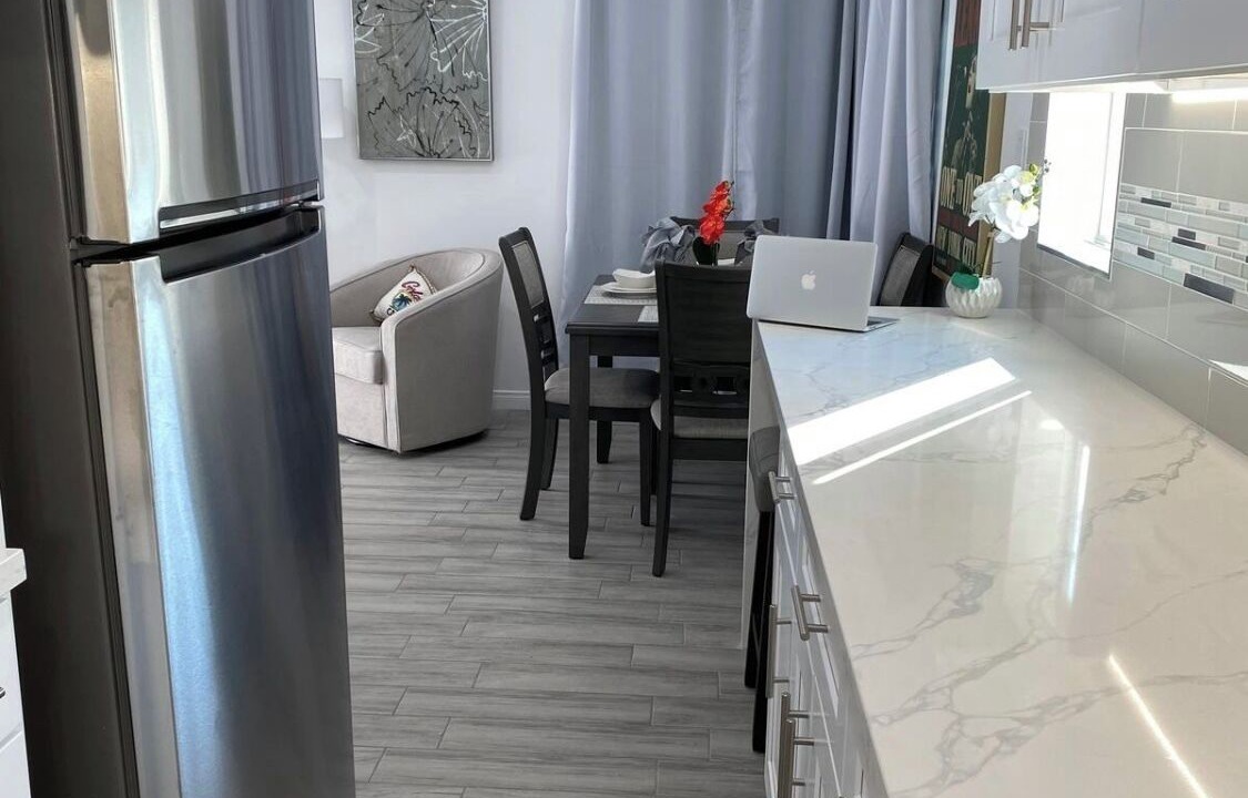 Photo of Kitchen in West Los Angeles