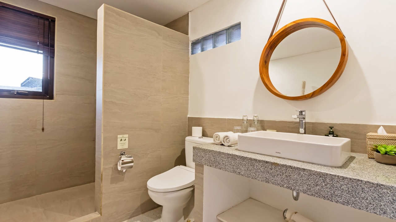 Photo of Bathroom in Laksmana