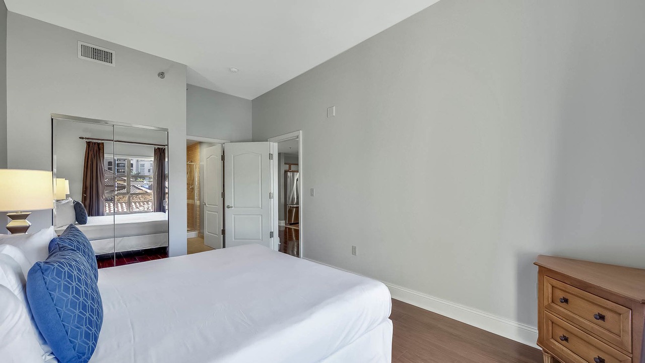 Photo of Bedroom in Lake Las Vegas