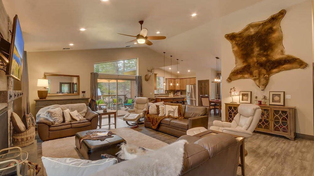 Photo of Bedroom in Tahoe Island