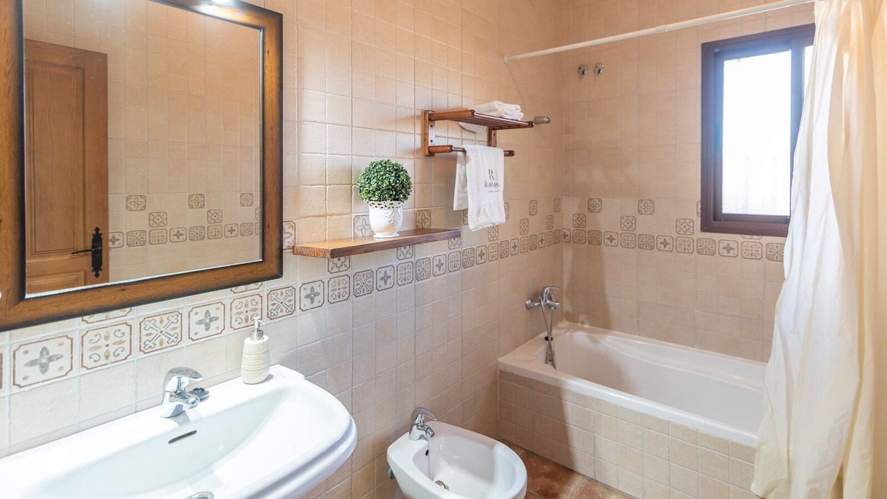 Photo of Bathroom in Iznate