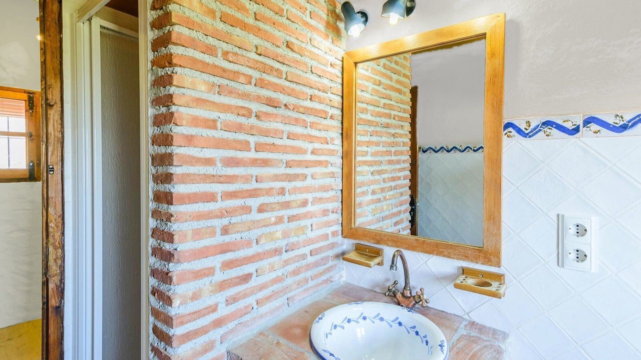 Photo of Bathroom in Almachar