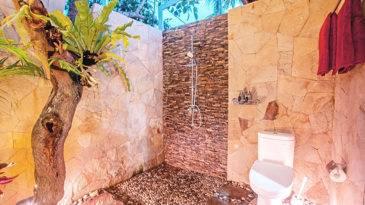 Photo of Bathroom in Laksmana