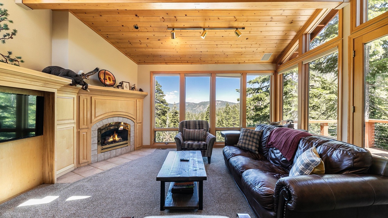 Photo of Livingroom in Alpine Meadows