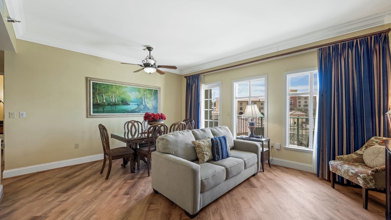 Photo of Livingroom in Lake Las Vegas