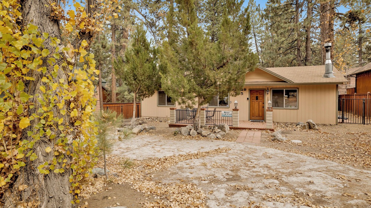 Photo of Outdoor in Summit Estates