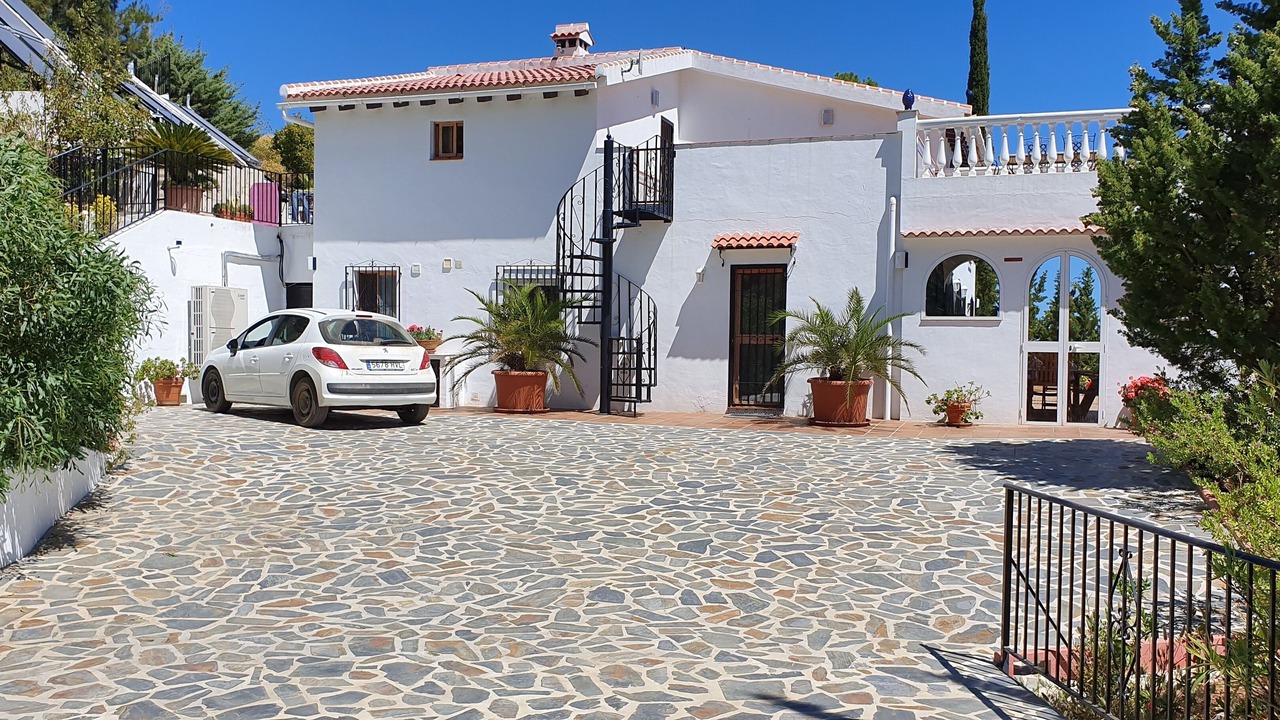 Photo of Outdoor in Salares