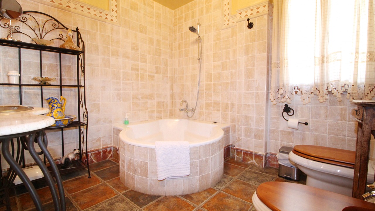 Photo of Bathroom in Frigiliana
