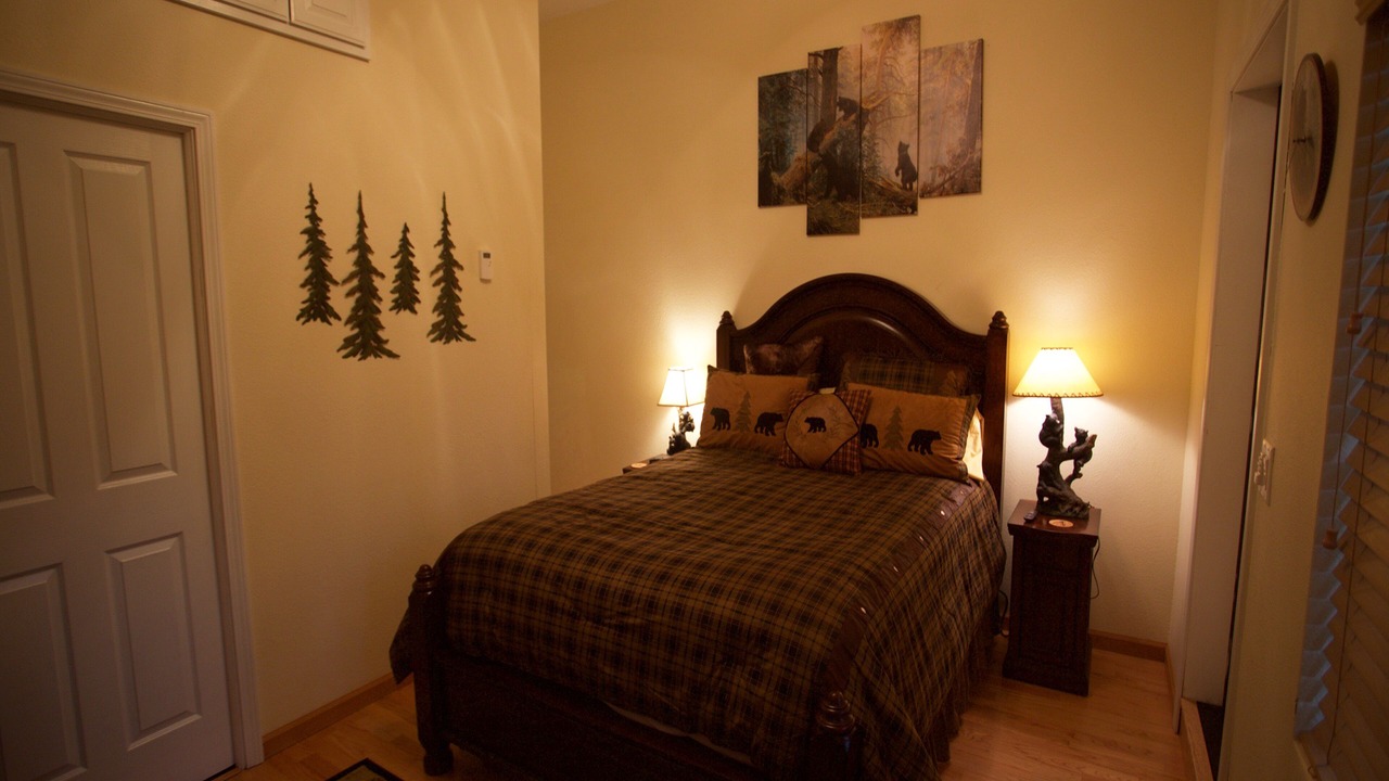 Photo of Bedroom in Cedar Ridge