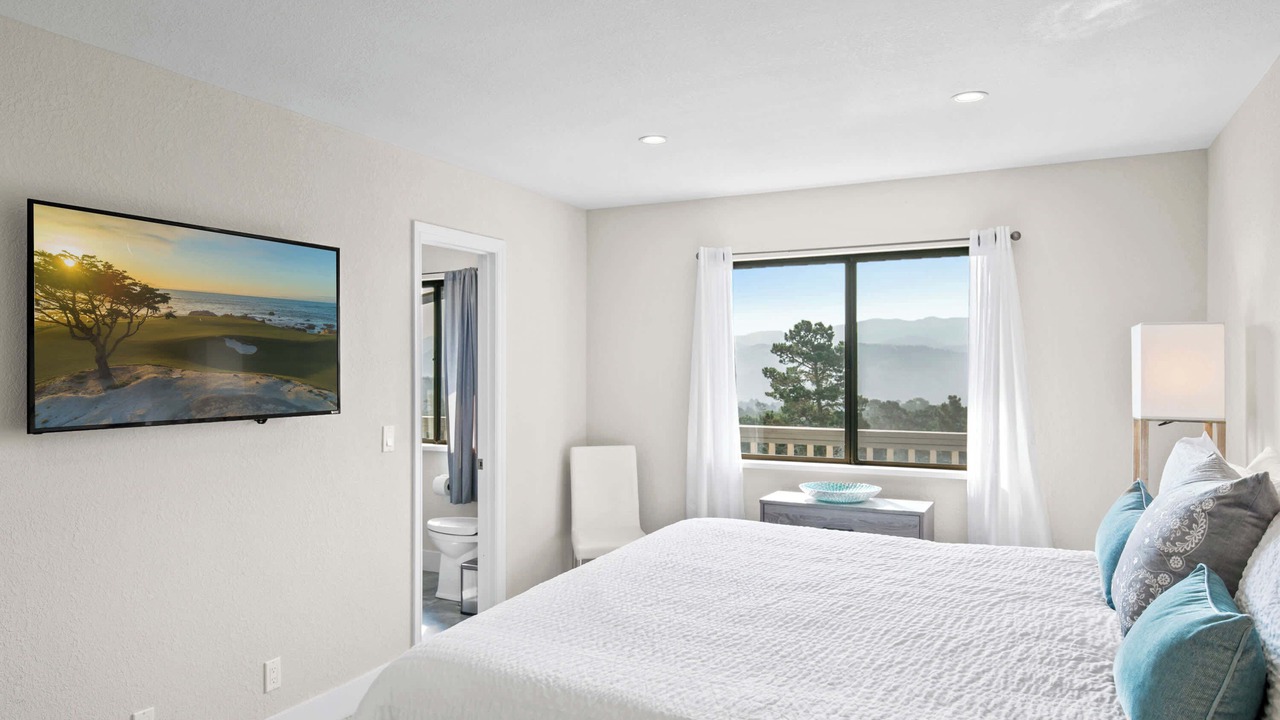 Photo of Bedroom in Northeast Carmel