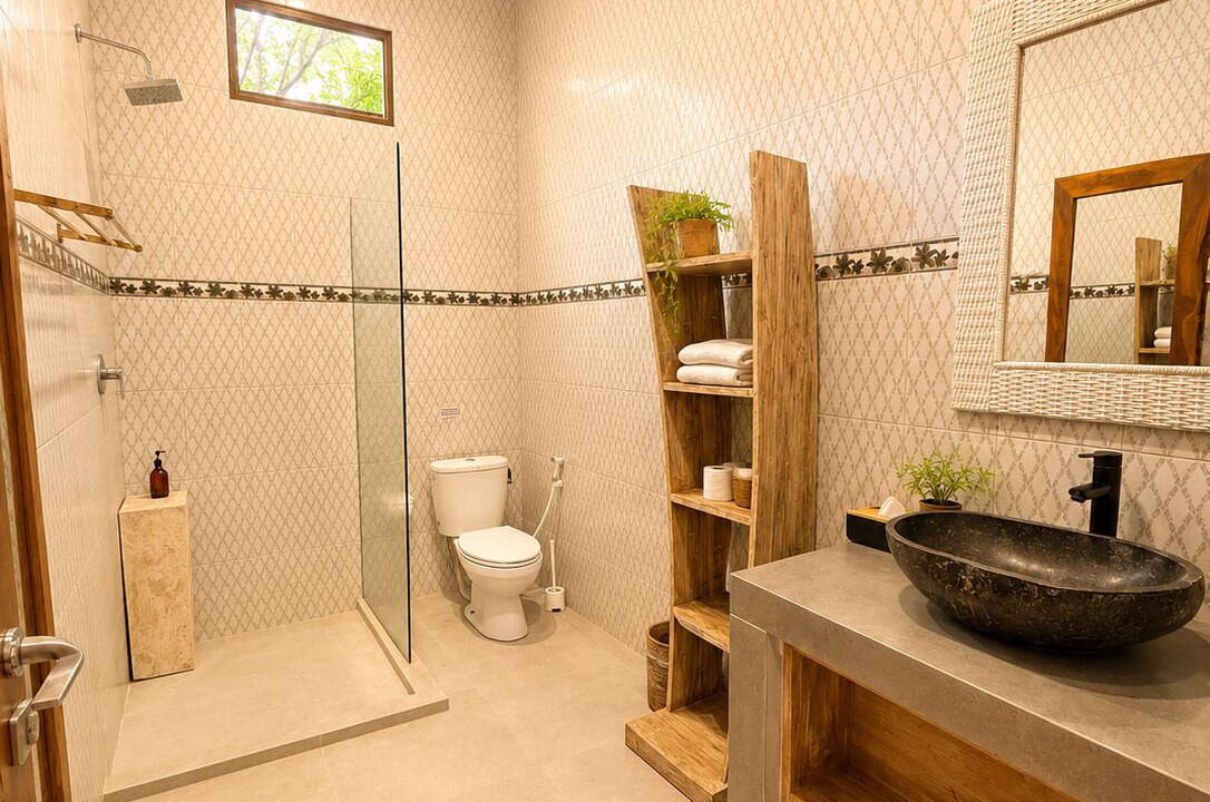 Photo of Bathroom in Petitenget