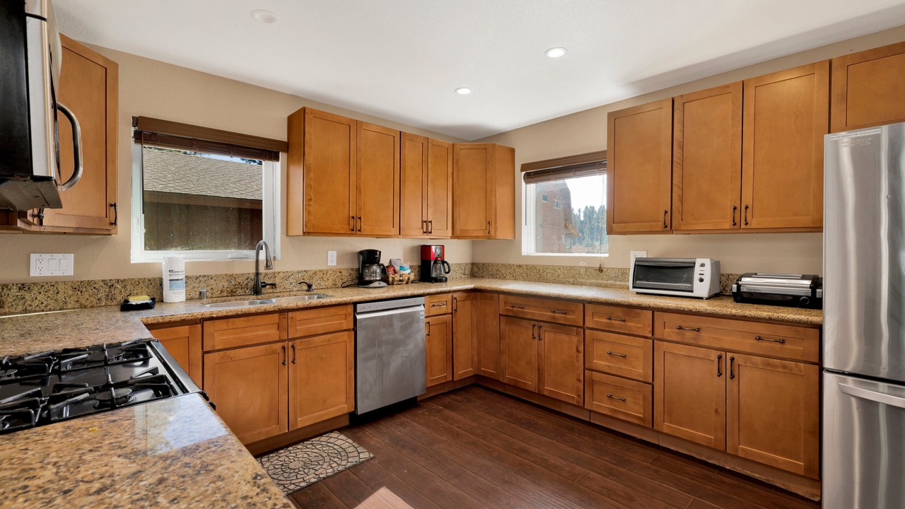 Photo of Kitchen in Fawnskin