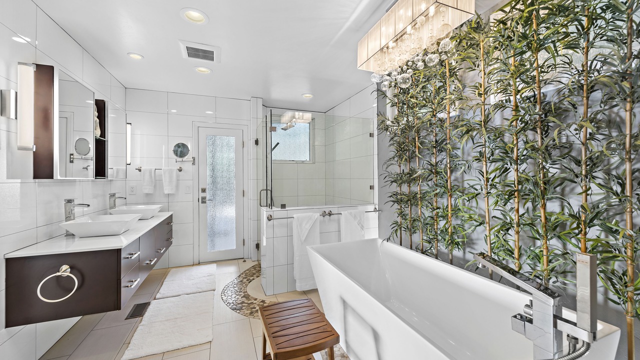 Photo of Bathroom in Three Arch Bay