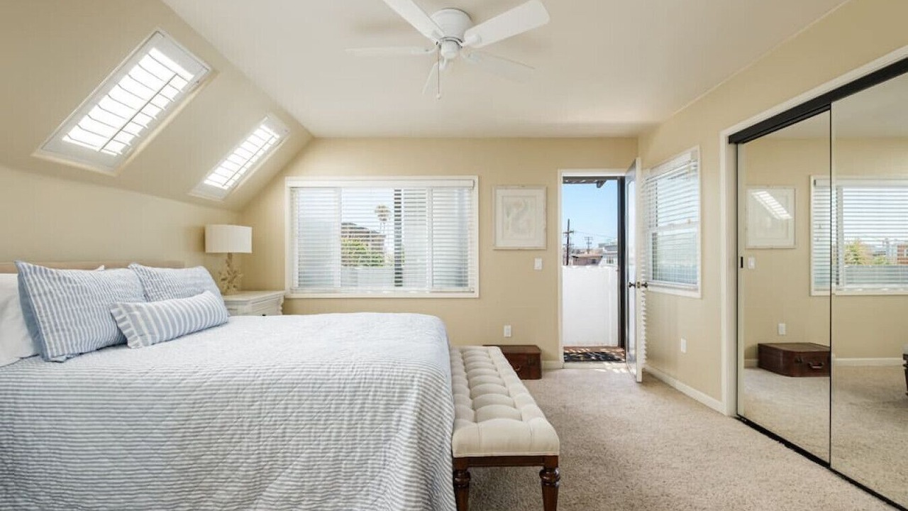 Photo of Bedroom in Mission Beach
