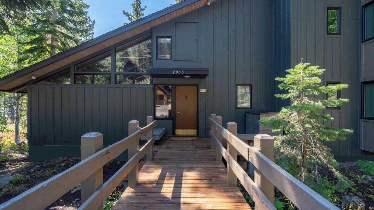 Photo of Others in Alpine Meadows
