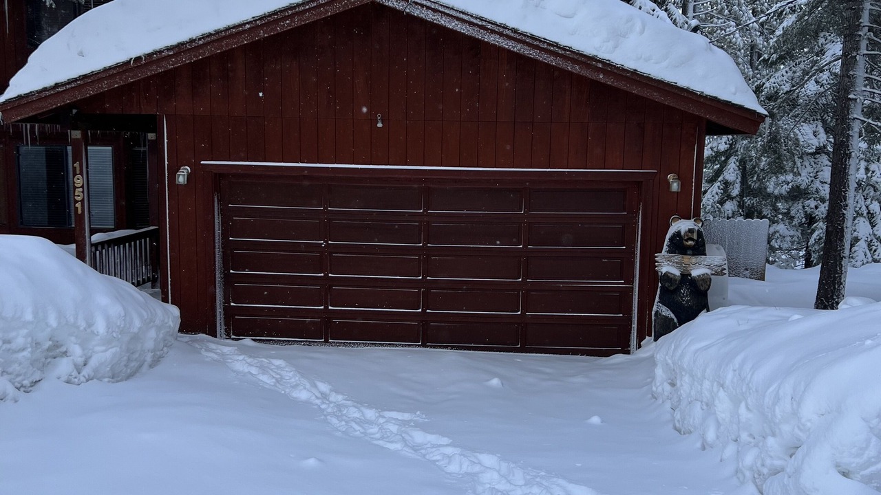Photo of Outdoor in Pioneer Trail