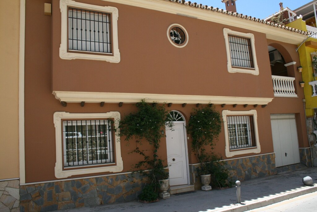 Photo of Buildings in Playas del Palo