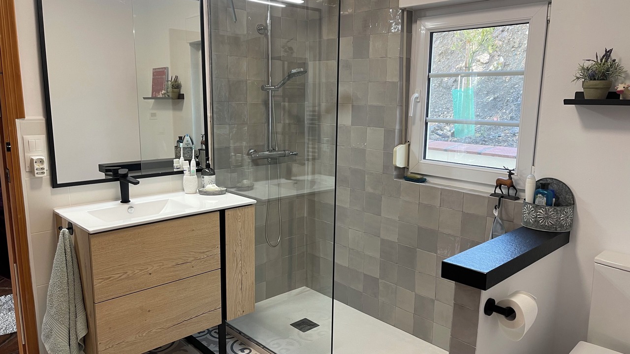 Photo of Bathroom in Canillas de Albaida
