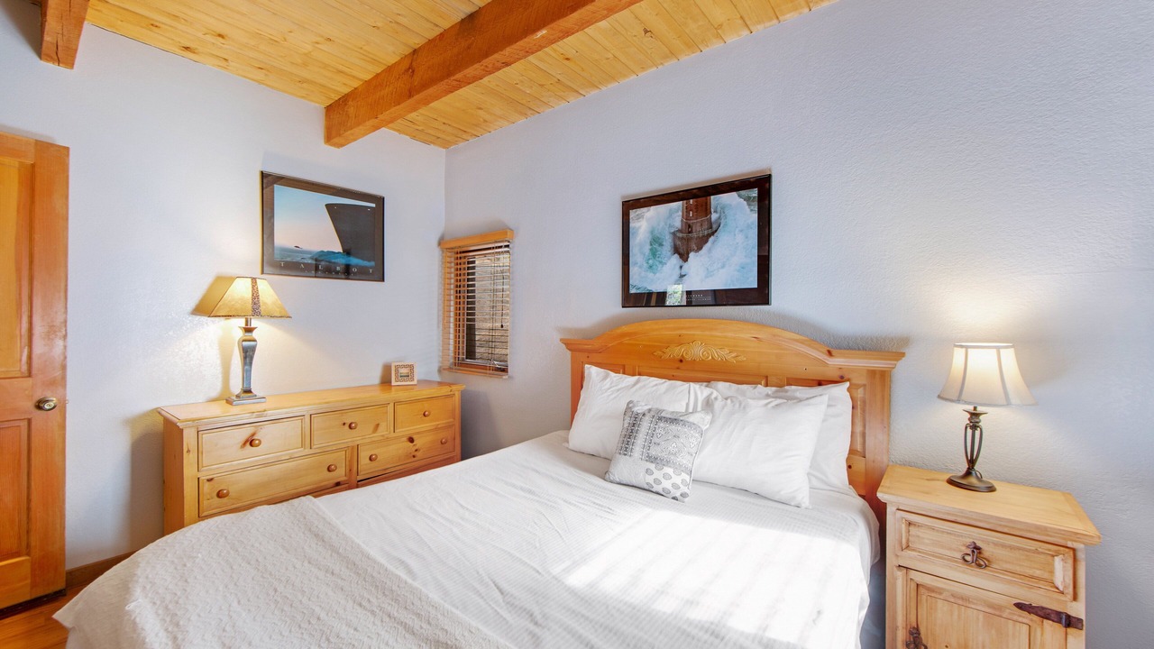 Photo of Bedroom in Fern Valley