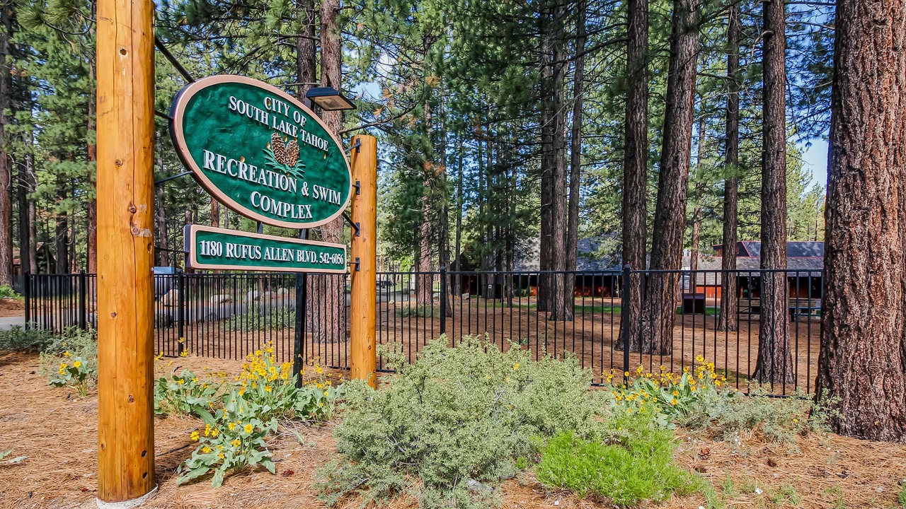 Photo of Outdoor in Mountain View Estates