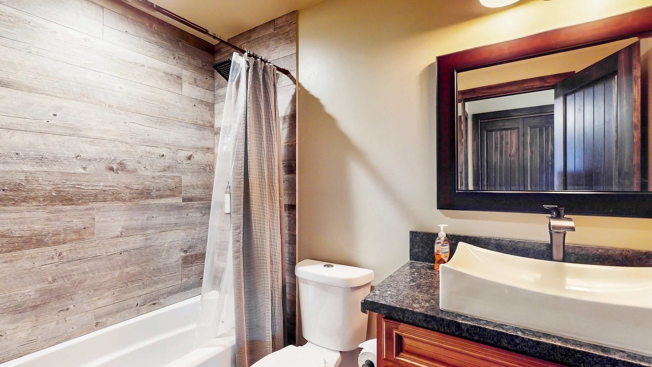 Photo of Bathroom in North Upper Truckee