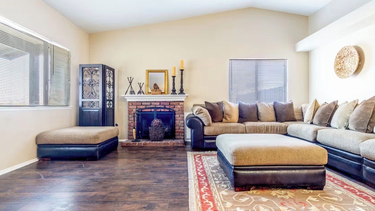 Photo of Livingroom in Victorville
