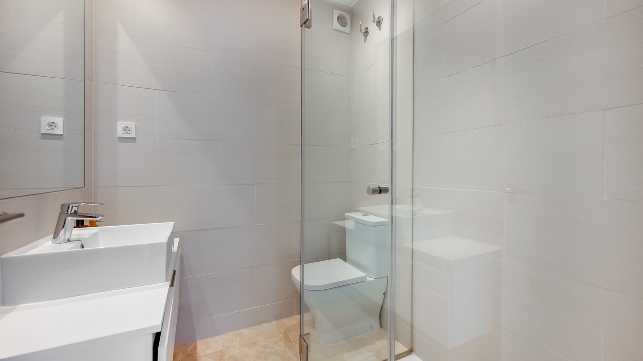 Photo of Bathroom in New Golden Mile