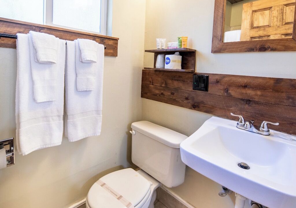 Photo of Bathroom in Tahoe Island