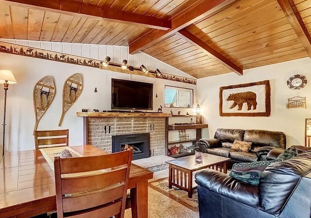 Photo of Livingroom in South Lake Tahoe
