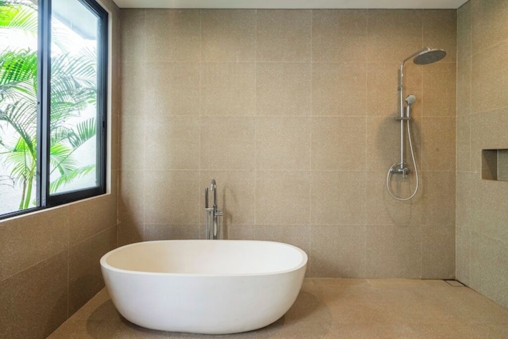 Photo of Bathroom in Petulu
