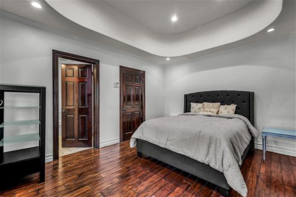 Photo of Bedroom in Sawtelle