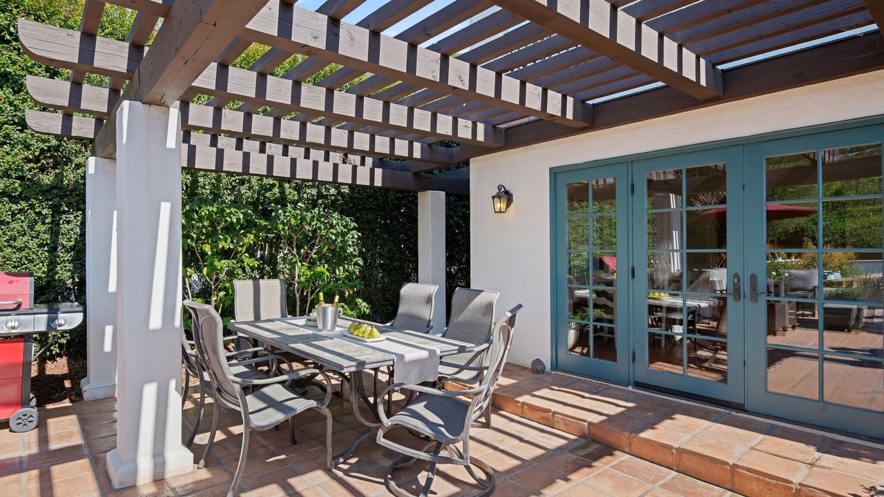 Photo of Outdoor in Oak Park