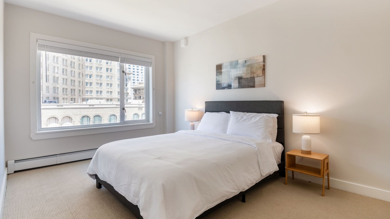 Photo of Bedroom in Lower Nob Hill