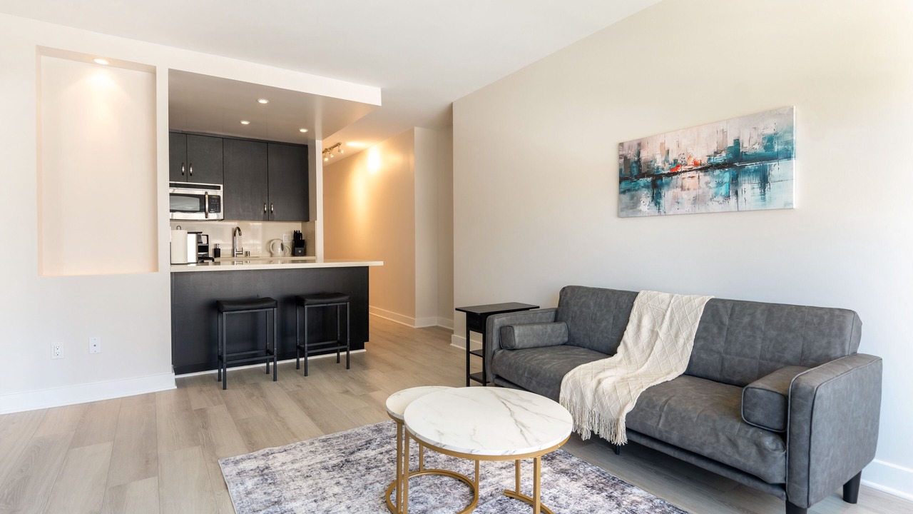 Photo of Livingroom in Lower Nob Hill