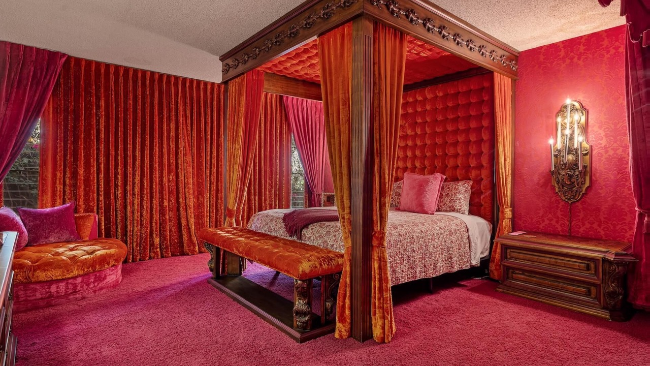 Photo of Bedroom in Deep Well Ranch