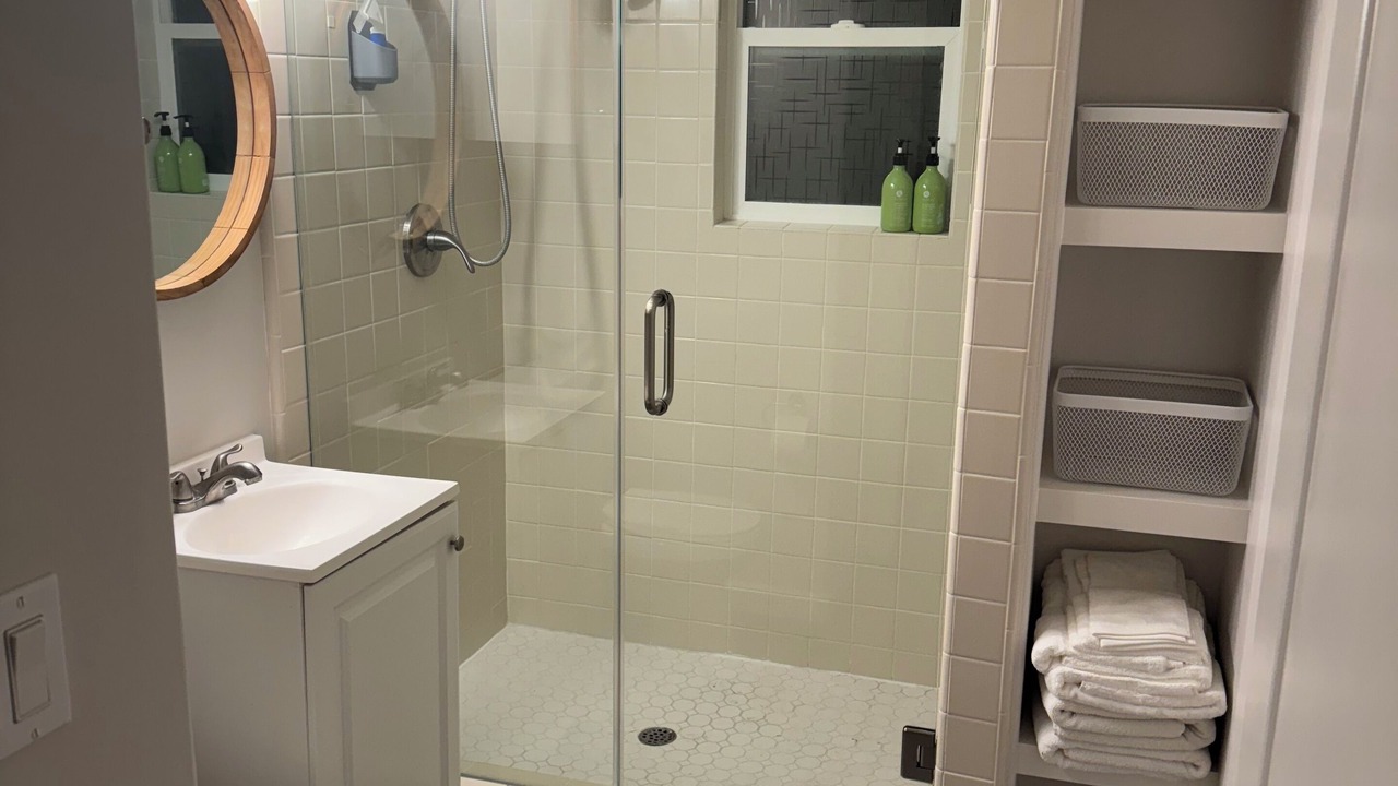 Photo of Bathroom in Salinas