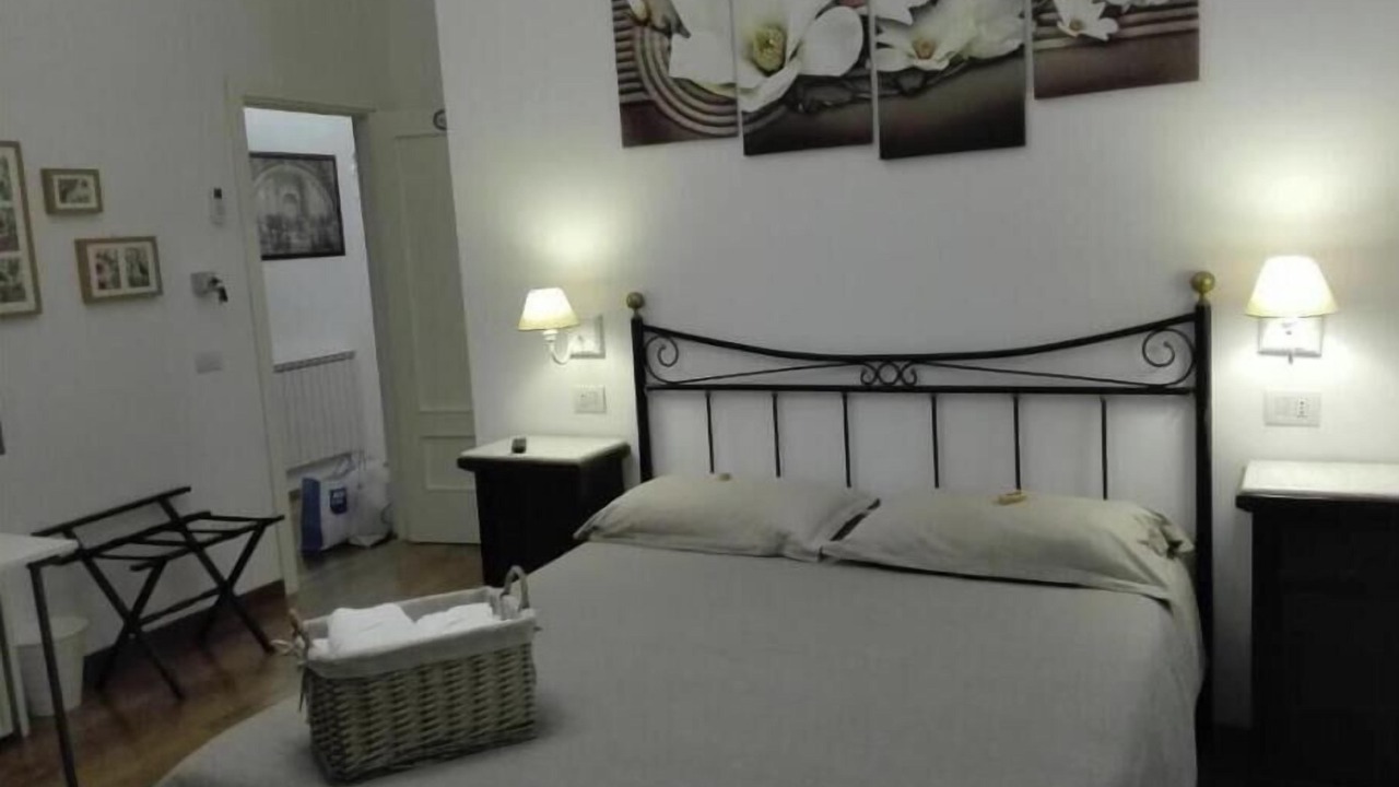 Photo of Bedroom in Naples City Centre