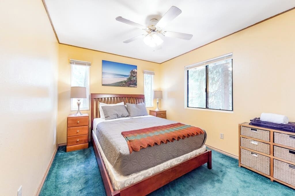 Photo of Bedroom in Arrowhead Villas