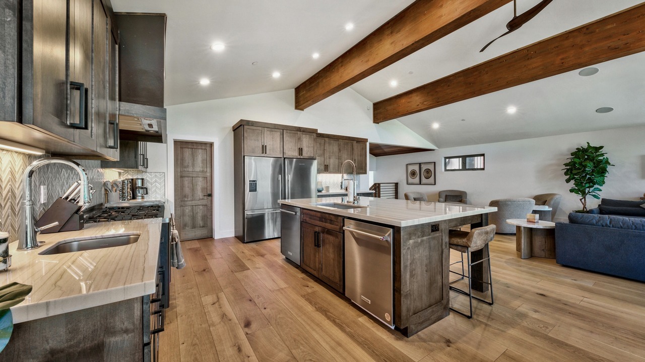 Photo of Kitchen in Al Tahoe
