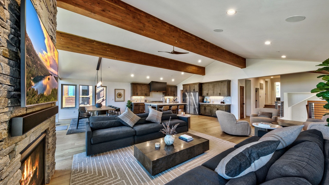 Photo of Livingroom in Al Tahoe
