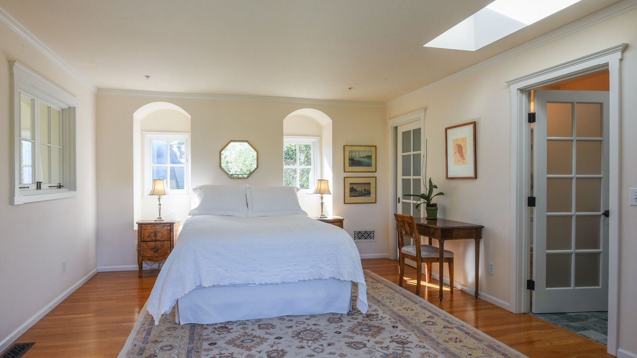 Photo of Bedroom in Hedgerow